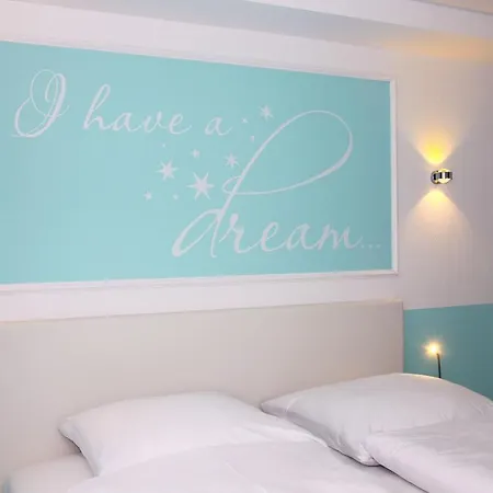 Mit Meerblick Und Balkon, Gratis Nutzung Vom Ahoi Erlebnisbad Und Sauna In Sellin - Meeresblick 67 Апартаменты