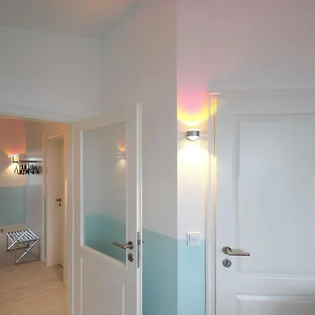 Mit Meerblick Und Balkon, Gratis Nutzung Vom Ahoi Erlebnisbad Und Sauna In Sellin - Meeresblick 67 Апартаменты Гёрен