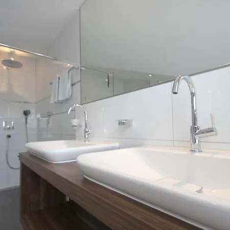 Meeresblickresidenzen Nr 67 Mit Sauna- Und Schwimmbadnutzung Im Ahoi Sellin Apartmán