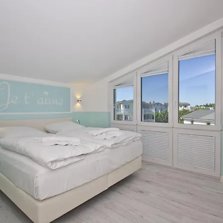 Mit Meerblick Und Balkon, Gratis Nutzung Vom Ahoi Erlebnisbad Und Sauna In Sellin - Meeresblick 67 Апартаменты Гёрен